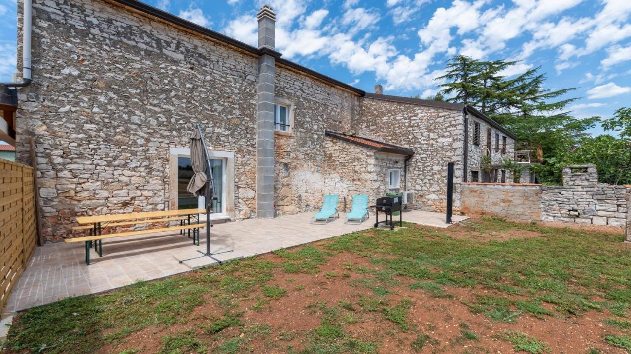 Holiday Home Lino Dajla Exterior photo